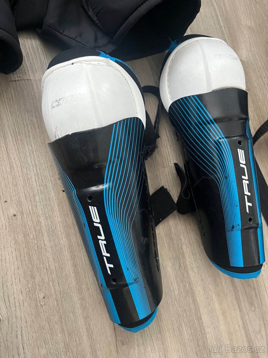 Dětská hokejová výstroj - 2