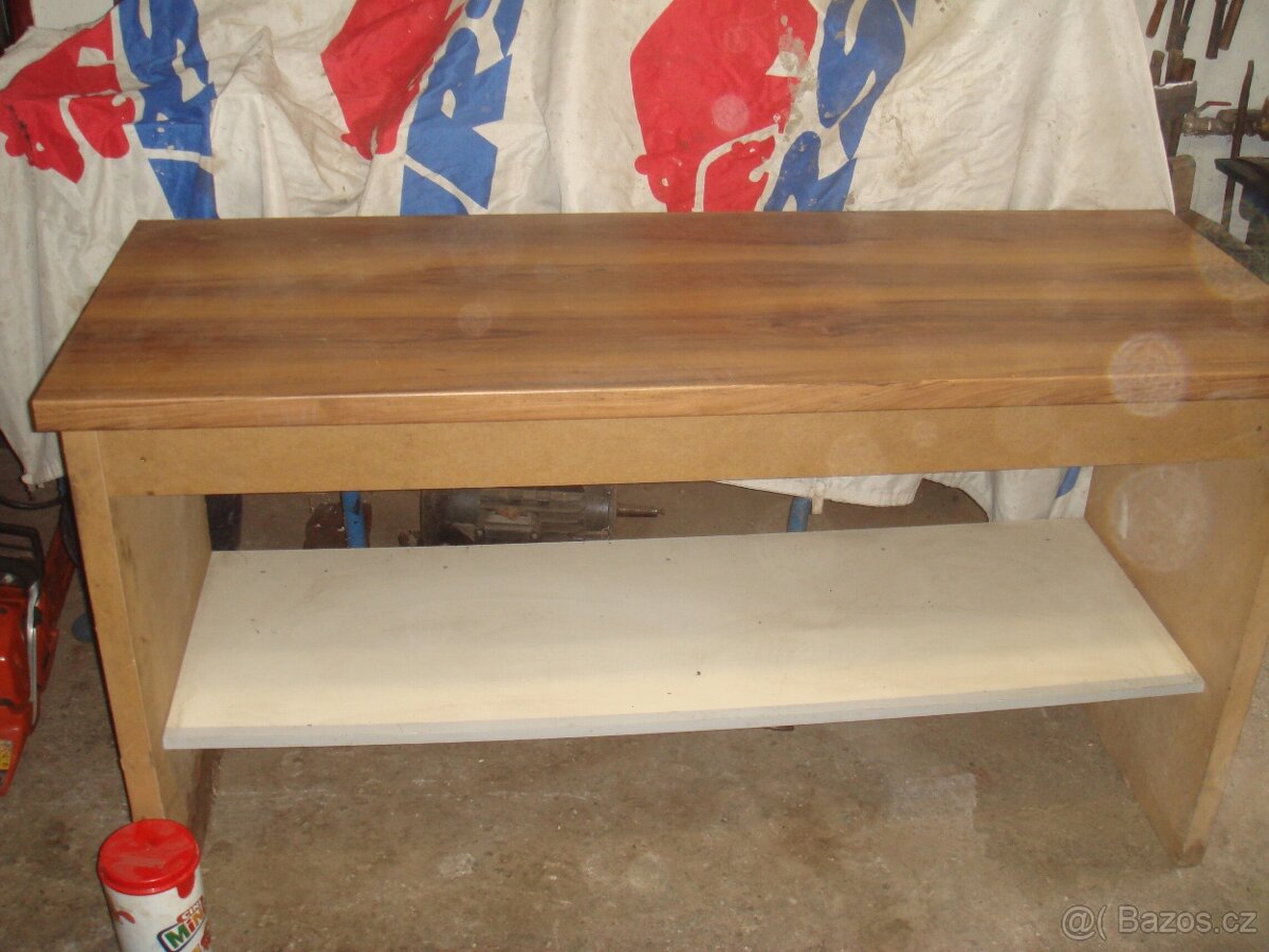 Stůl - 2