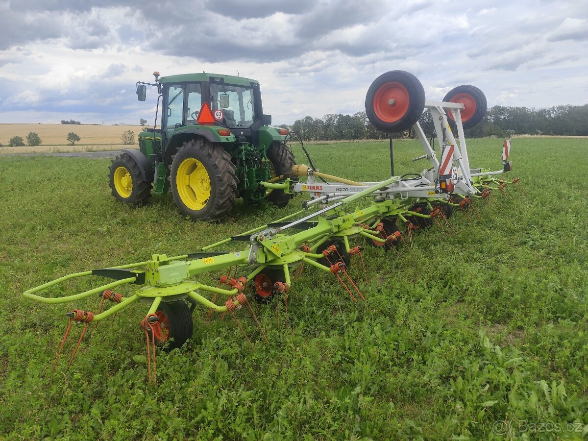 Obraceč píce Claas VOLTO 900T - 2