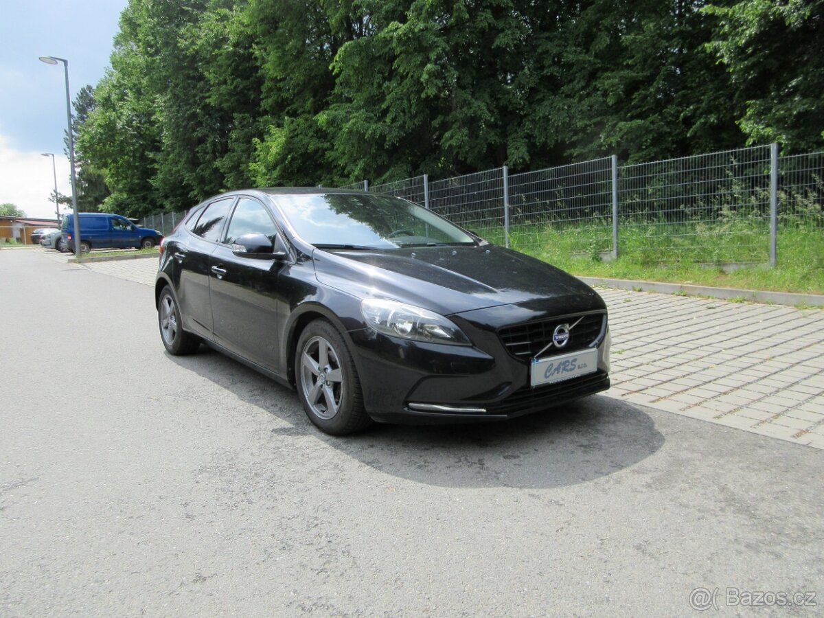 Volvo V40 1.6D D2, 84Kw, Klima, park.sys. DPH - 2