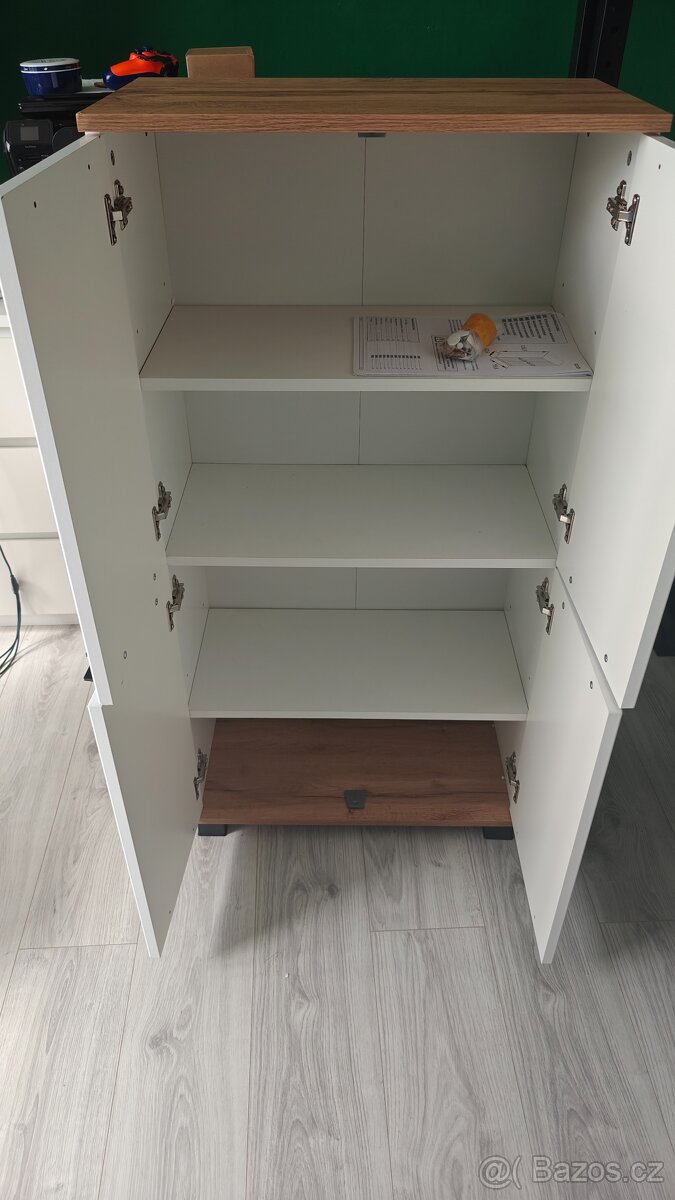 Střední skříňka - 2