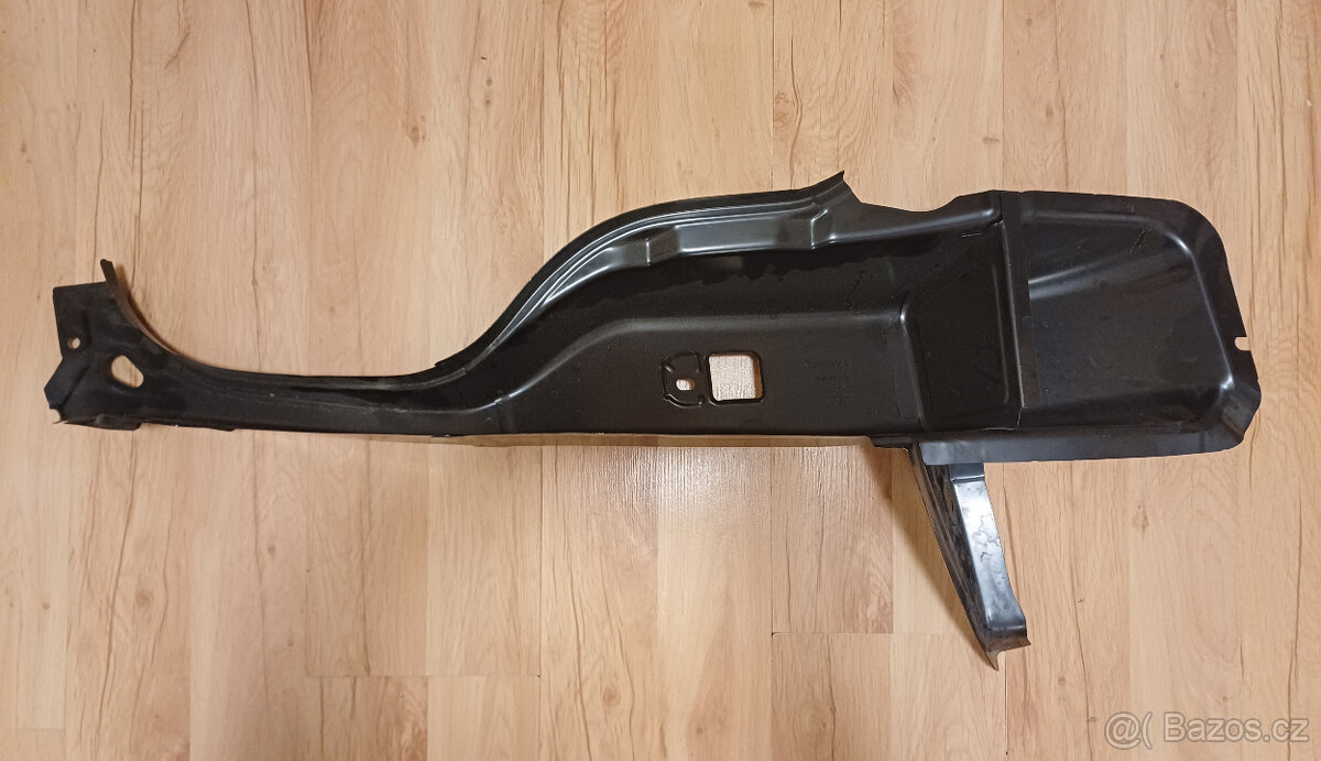 Držák vnitřní výstuž zadního blatníku Škoda Citigo VW UP - 2