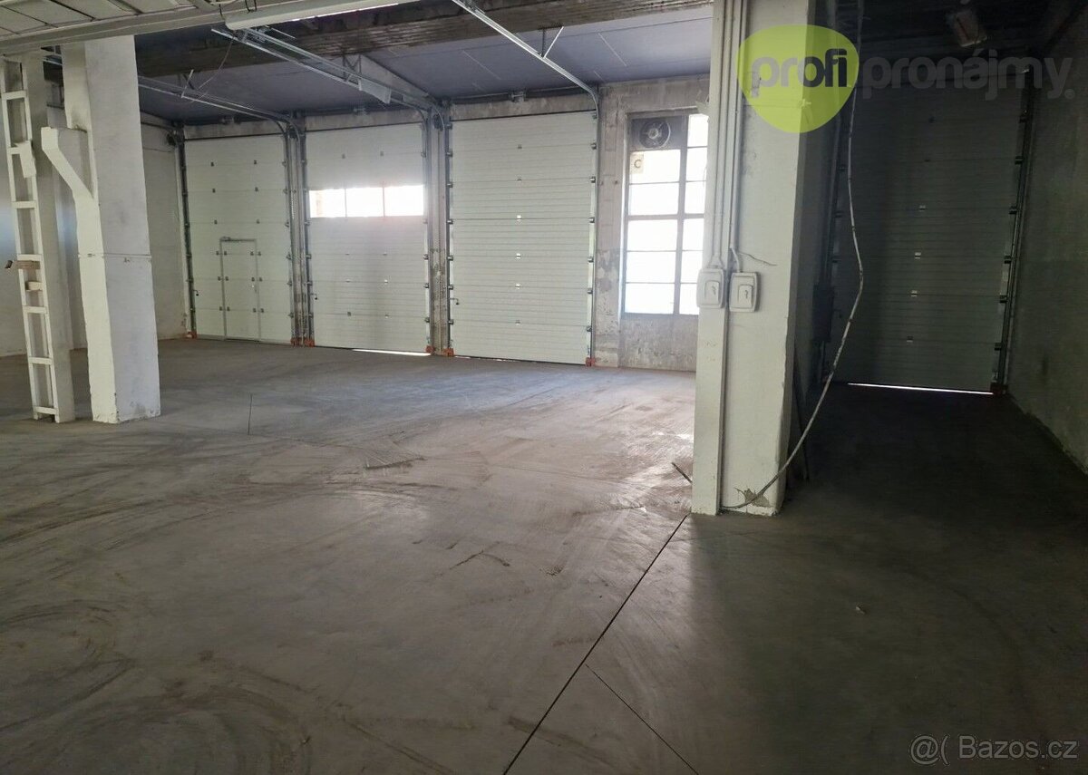 Pronájem výrobní haly, prostoru 295 m² - 2