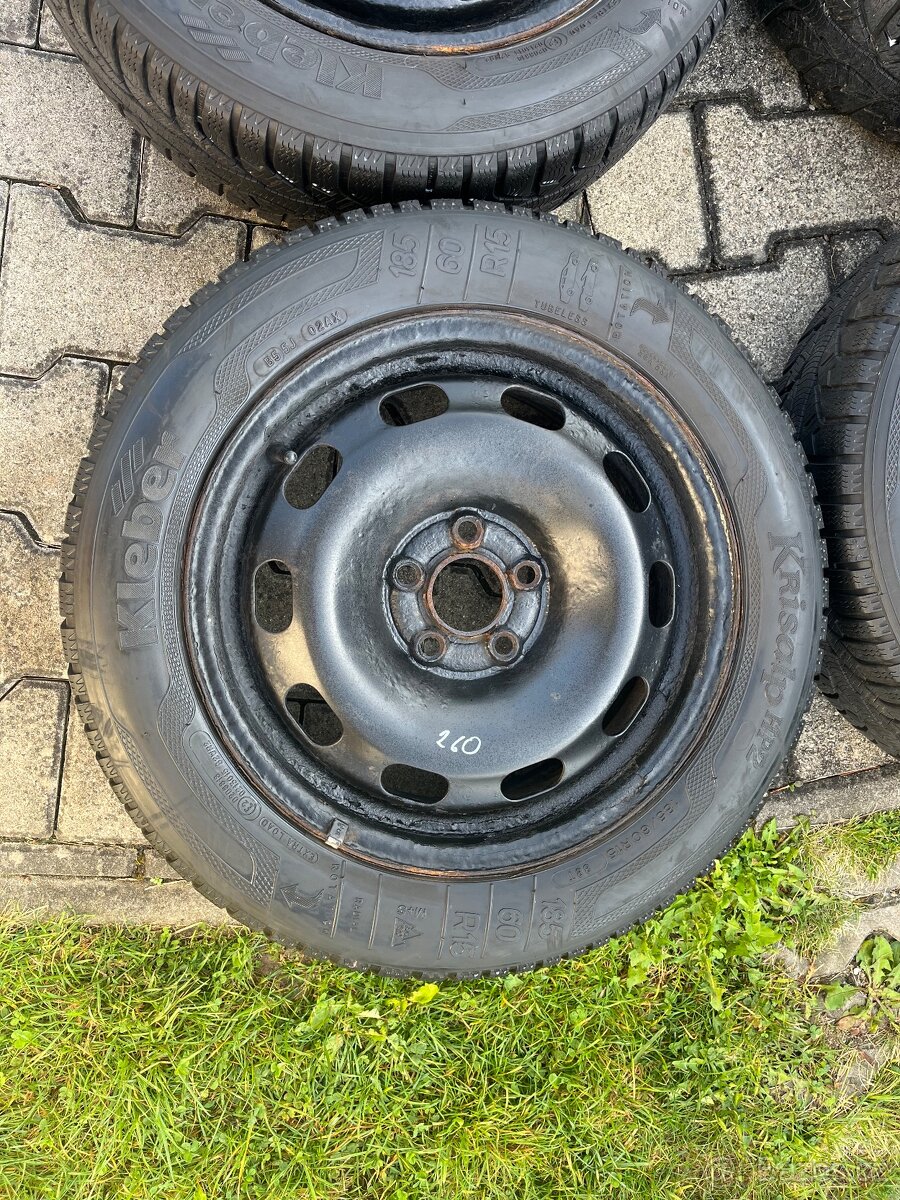 4x plechové disky 5x100 R15, zimní pneu - 2