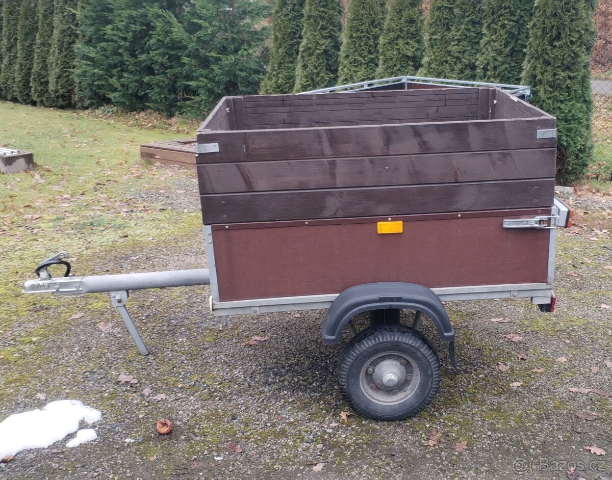 Sport jacht kárka - 2