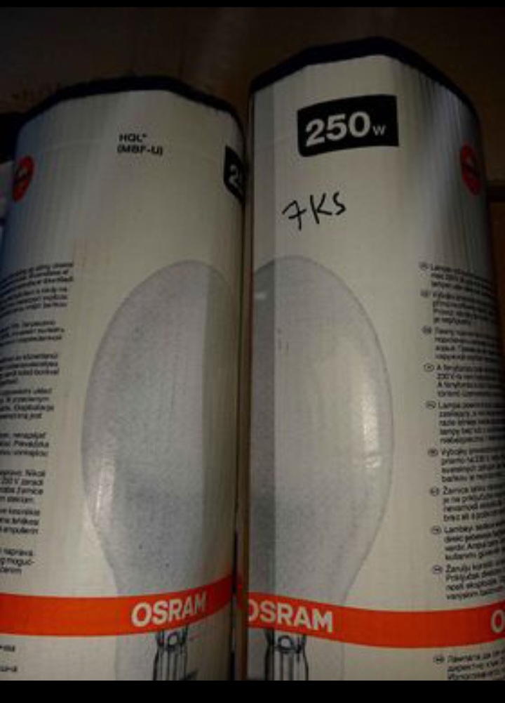 Výbojky a žarovky nové nepoužité - 2
