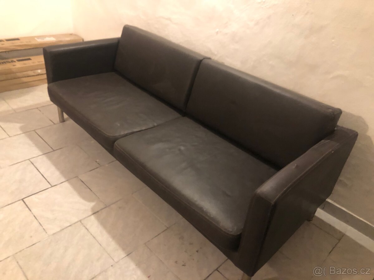 Kožená pohovka IKEA SÄTER – dvoumístná - 2