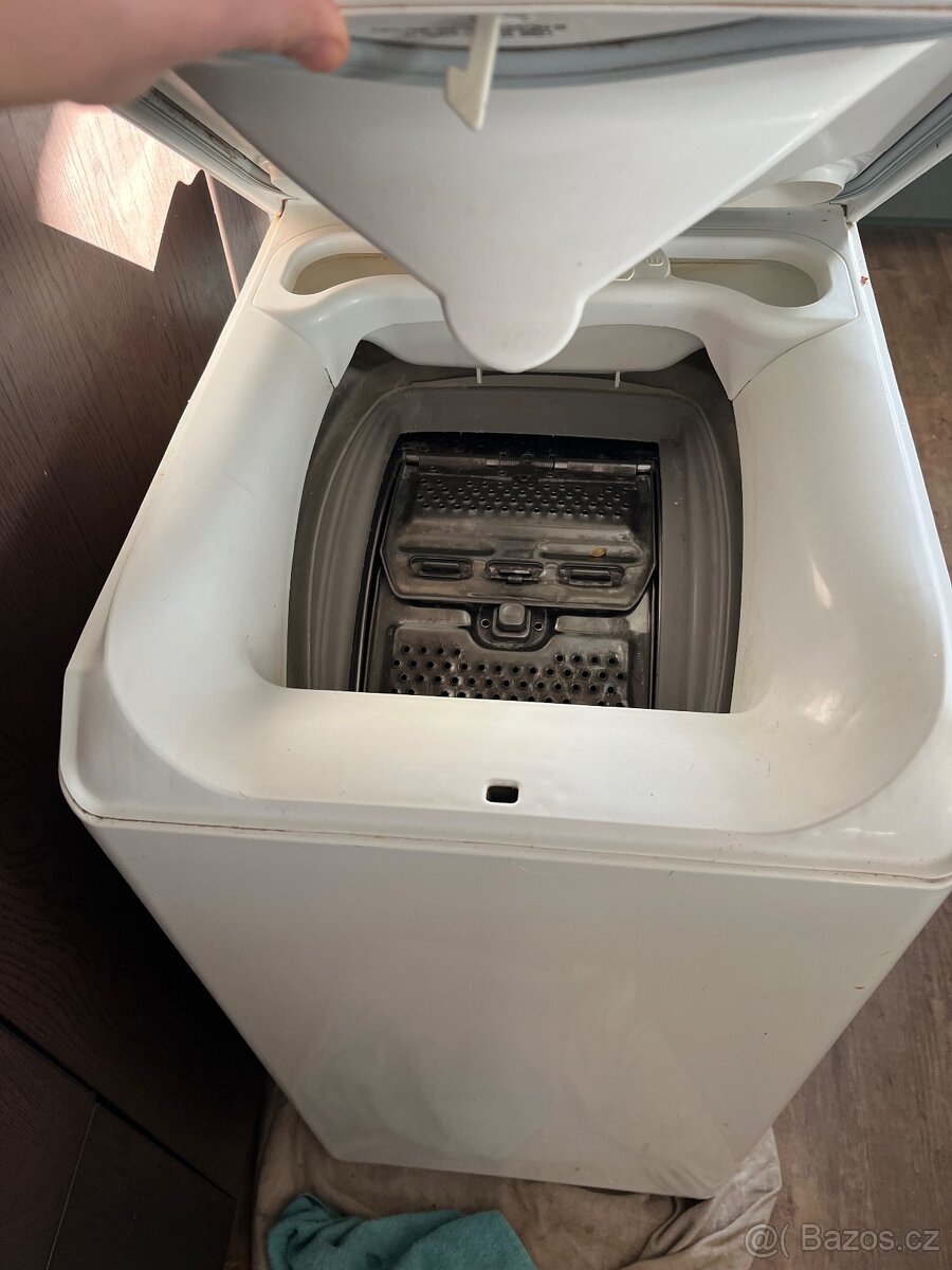 Pračka s horním plněním - 2