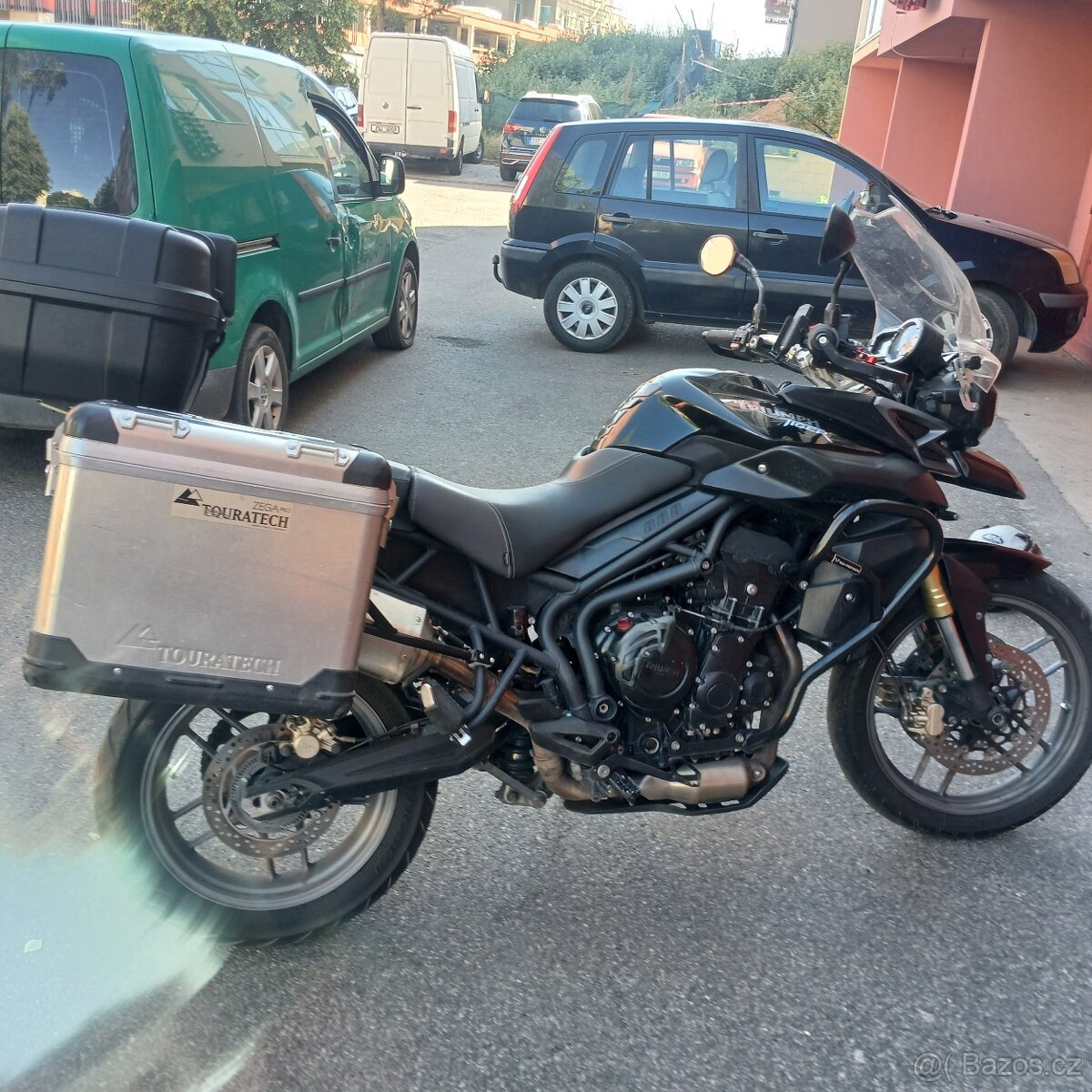 Triumph tiger 800 - 2