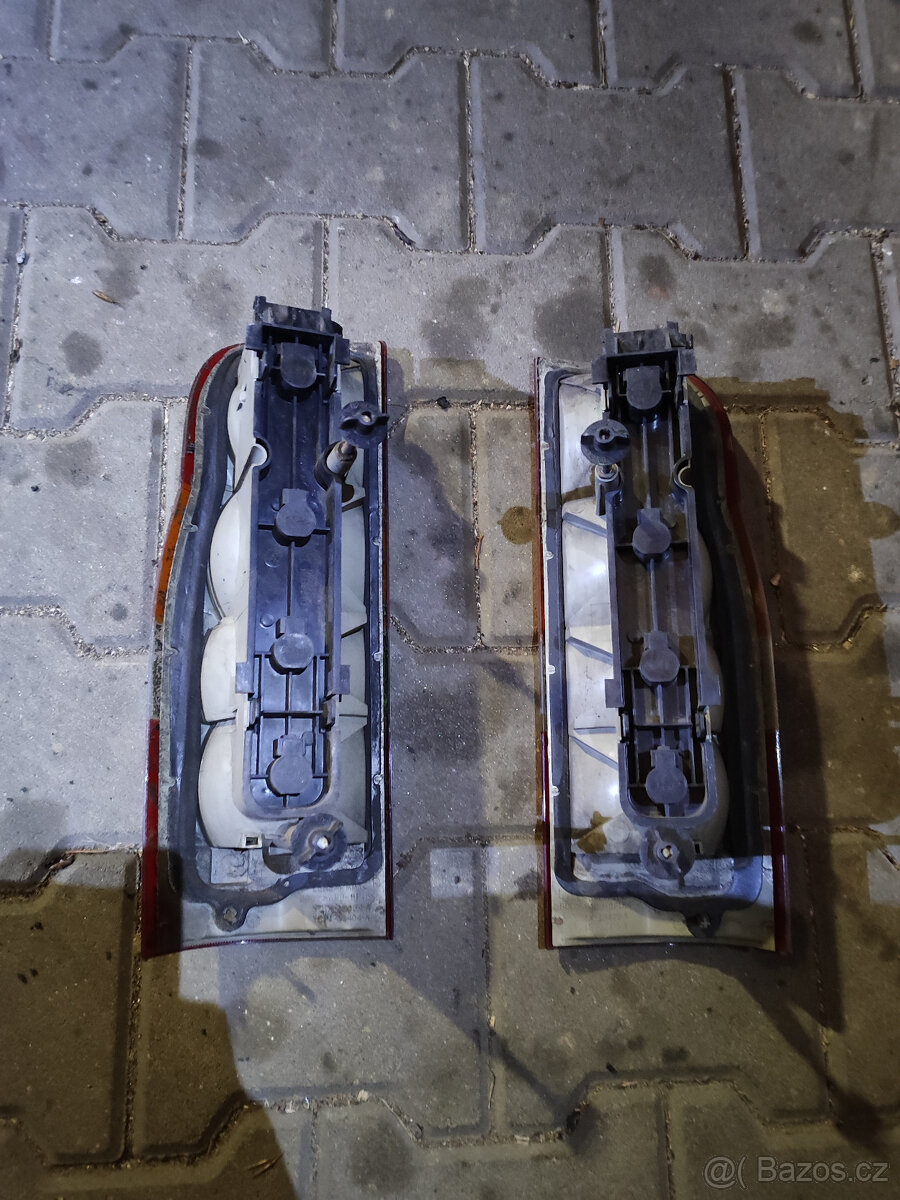 Zadní světla Ford Transit - 2