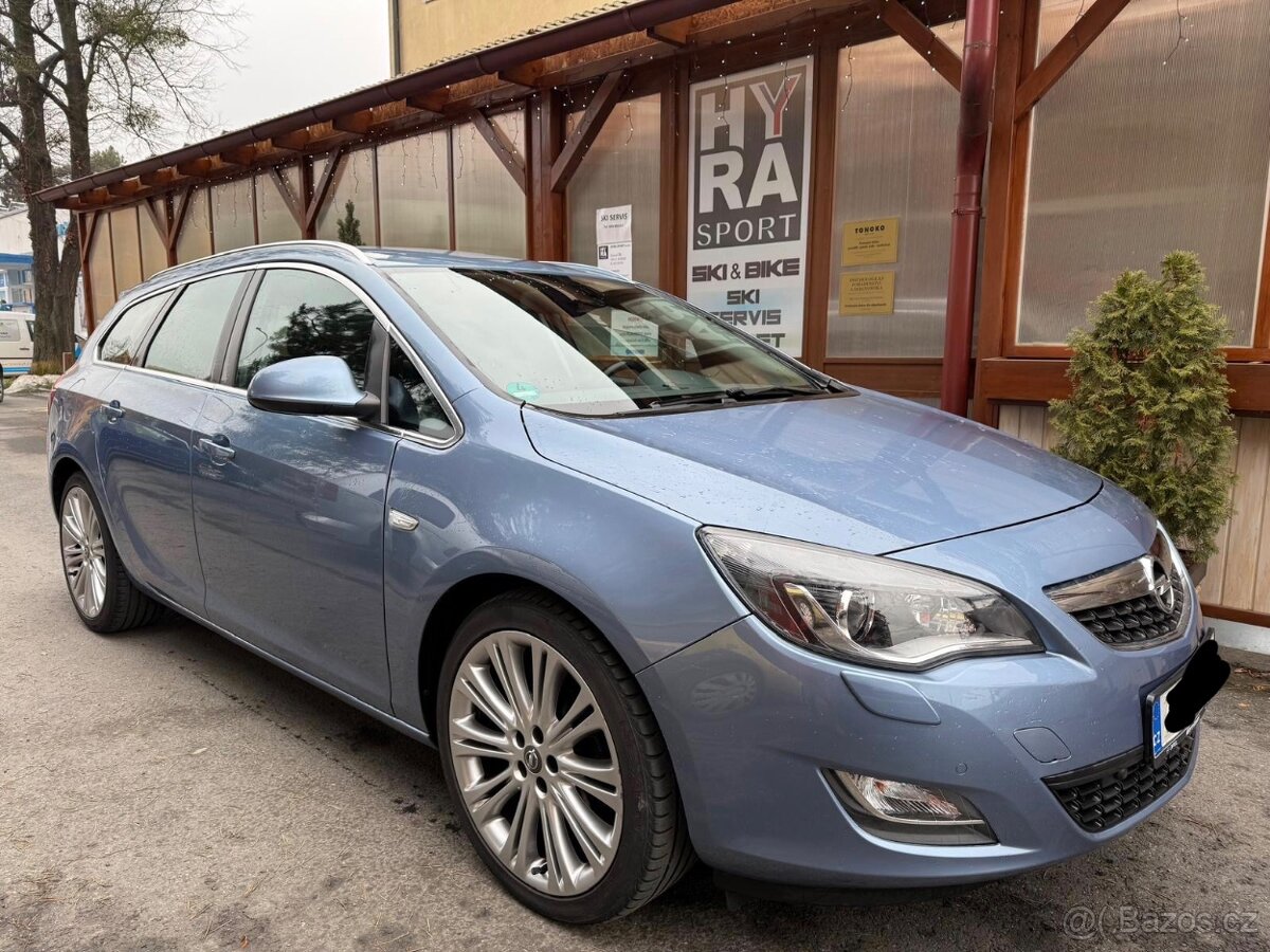 Opel Astra J 1,4i Sport Tourer - 2