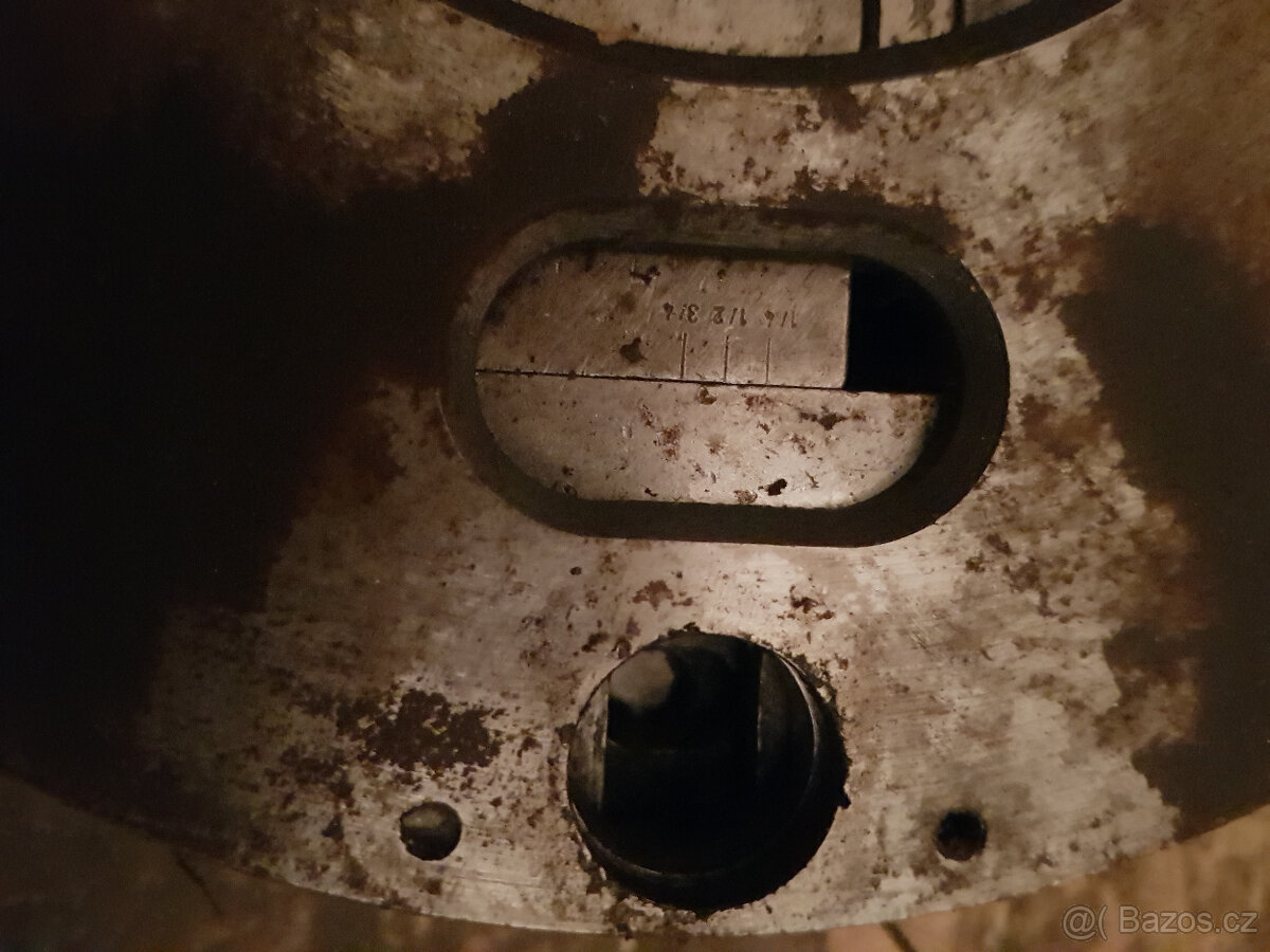 Zavitorezna hlava na soustruh - 2