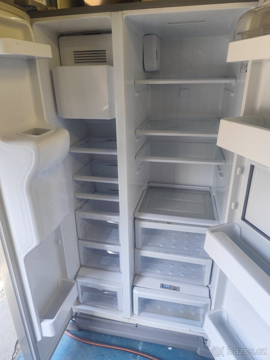 Lednice samsug americka - 2