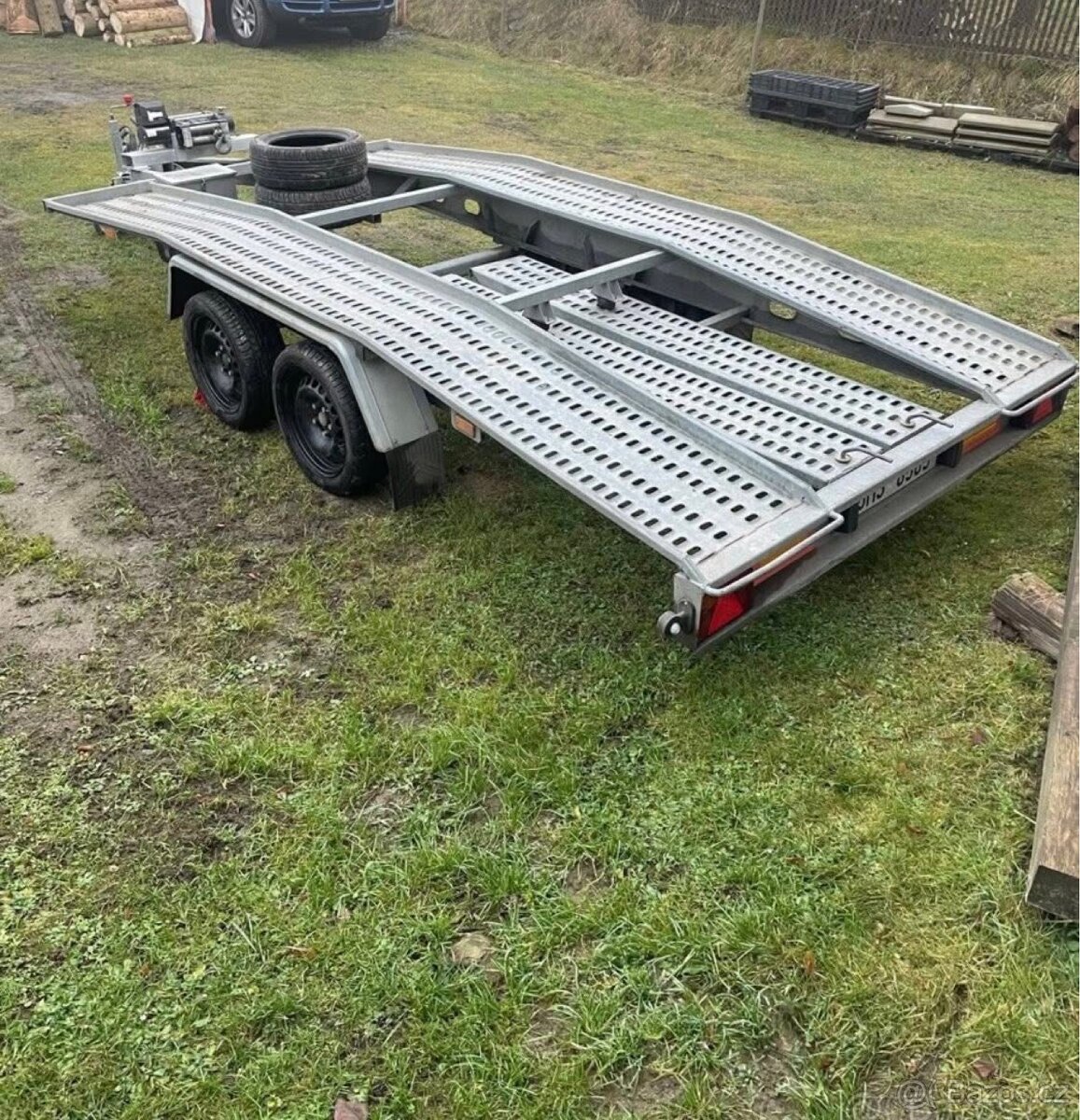 Bržděný přívěs - 2