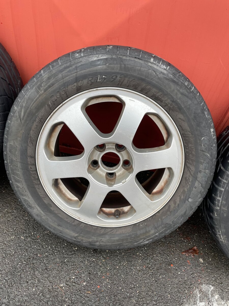 ALU disky R15 originál Škoda Octavia I - 2