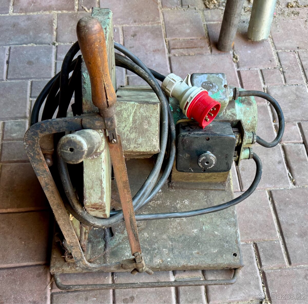 Pila rozbrusovací - 2