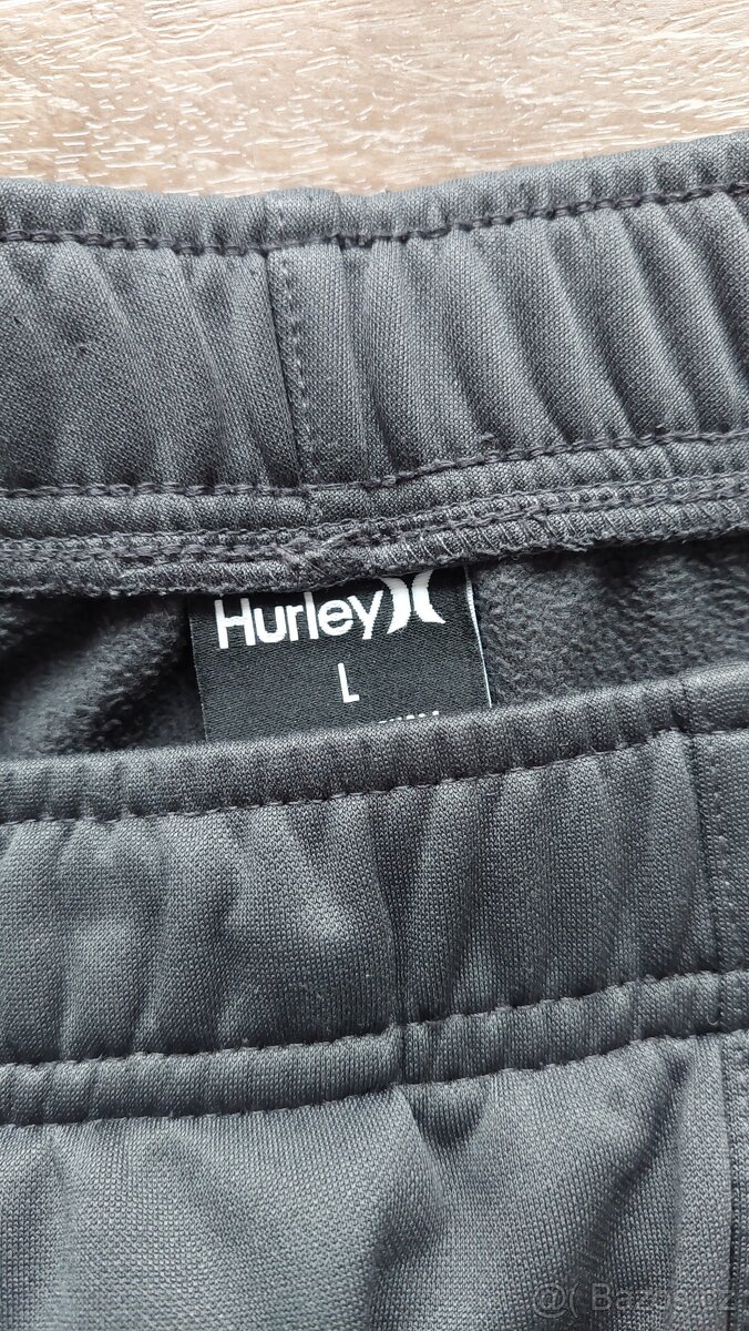 Chlapecké značkové tepláky. - 2