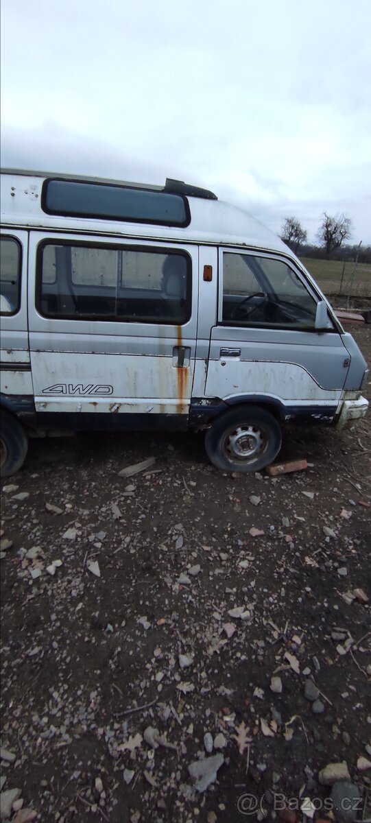 Subaru libero - 2