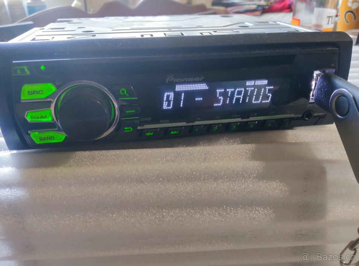 Pioneer DEH - 1700 UBG - 2