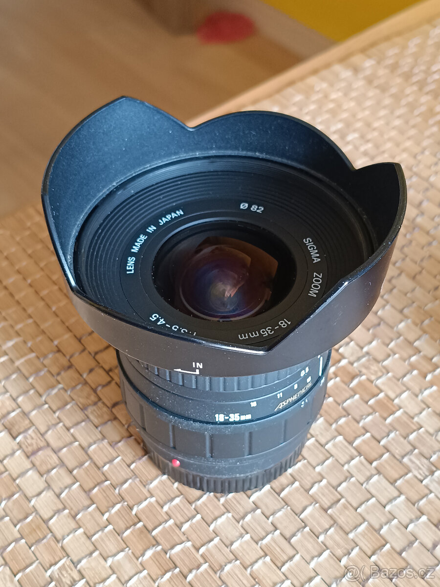 Minolta 50/1.7, 28/2.8, Sigma 18-35/3.5-4.5 - 2