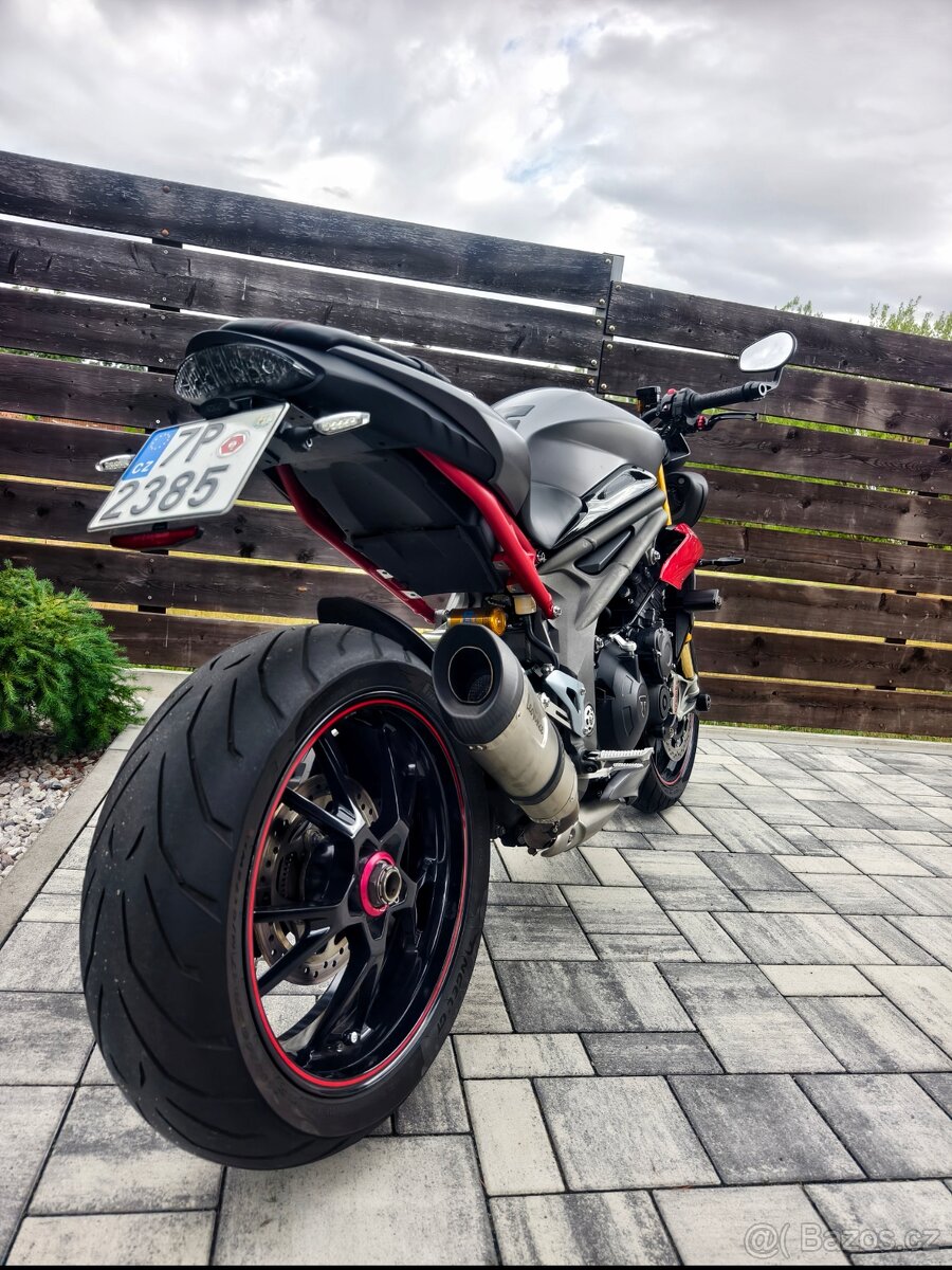 Triumph Speed triple 1050 R - 2
