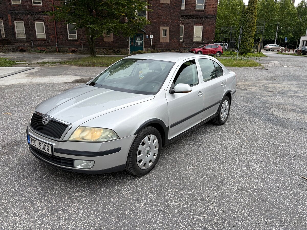 Škoda Octavia - 2