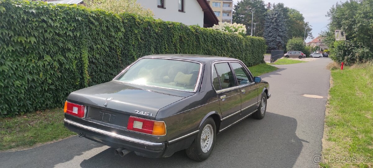 BMW E23 745i turbo - 2