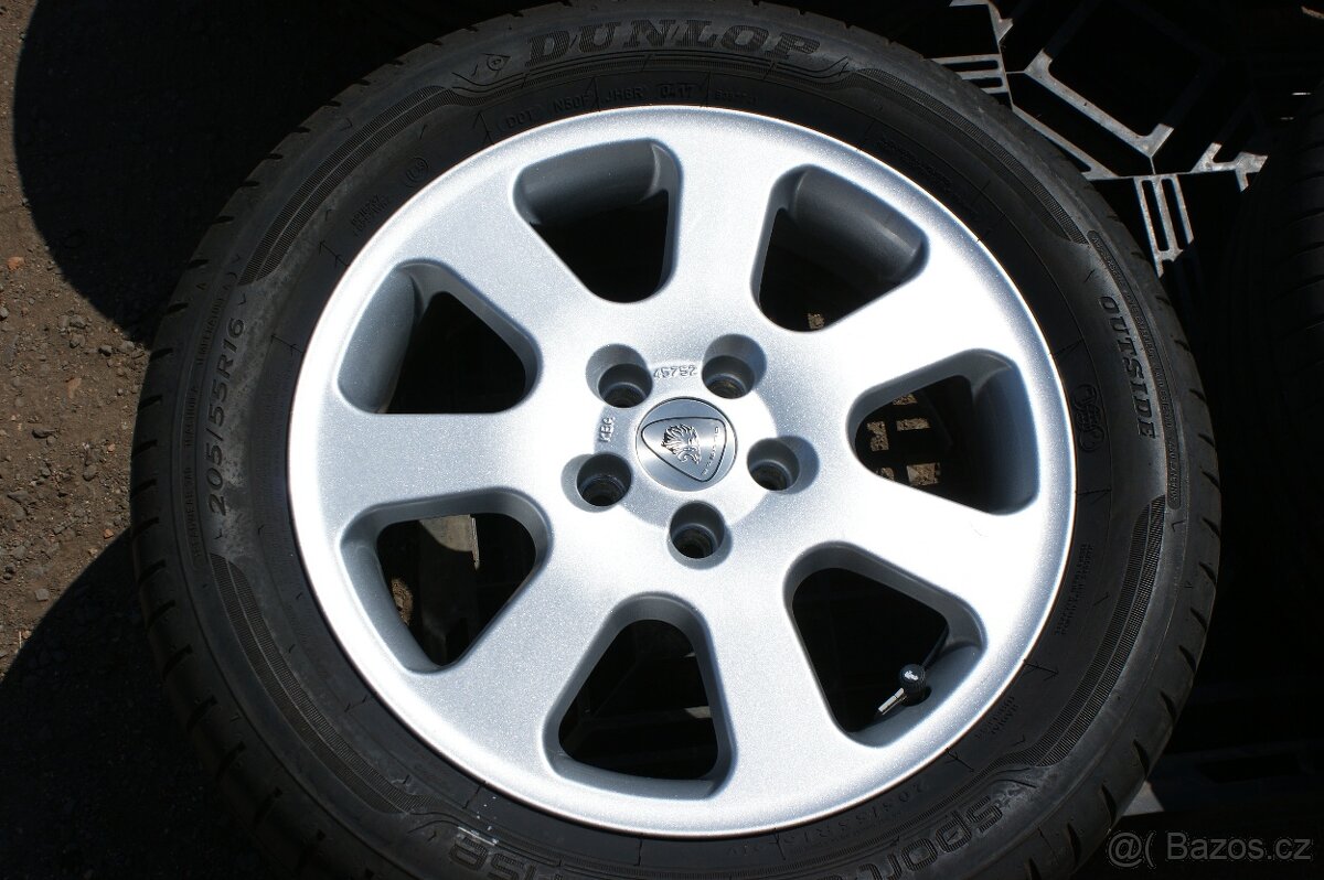sada alu kol R16 letni pneu 205/55R16 dunlop 4x 7mm - 2