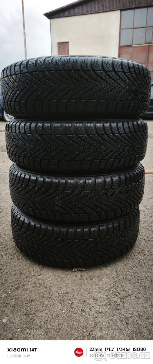 Zimní pneu+ disky škoda rapid,fabia 3 15" - 2