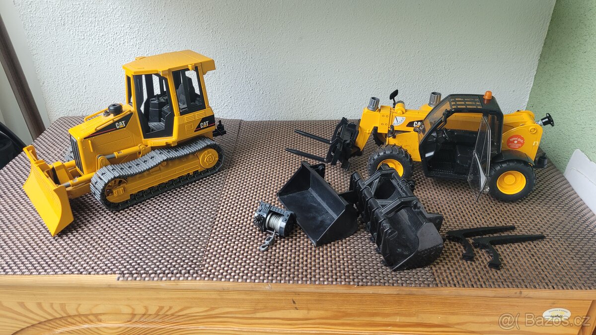 BRUDER Buldozer a Manipulátor - 2