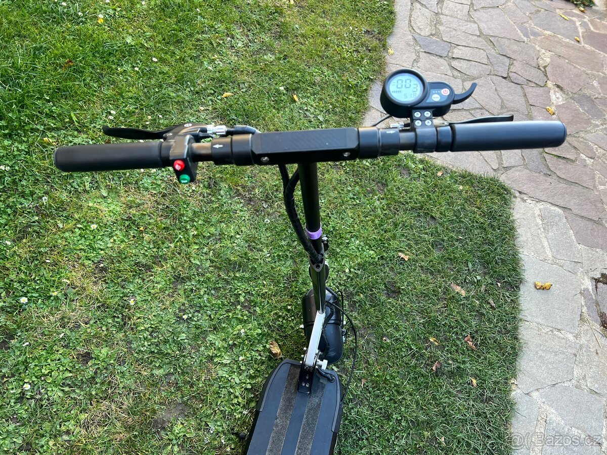 Elektrokoloběžka Cityboss v5 - 2