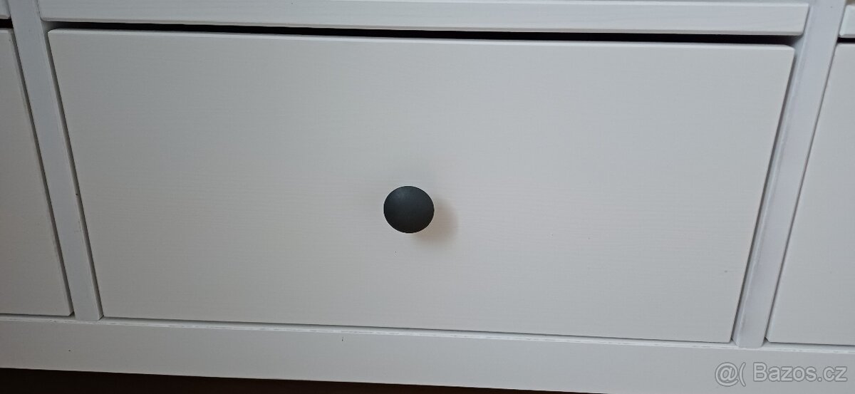 IKEA Hemnes TV stolek - 2