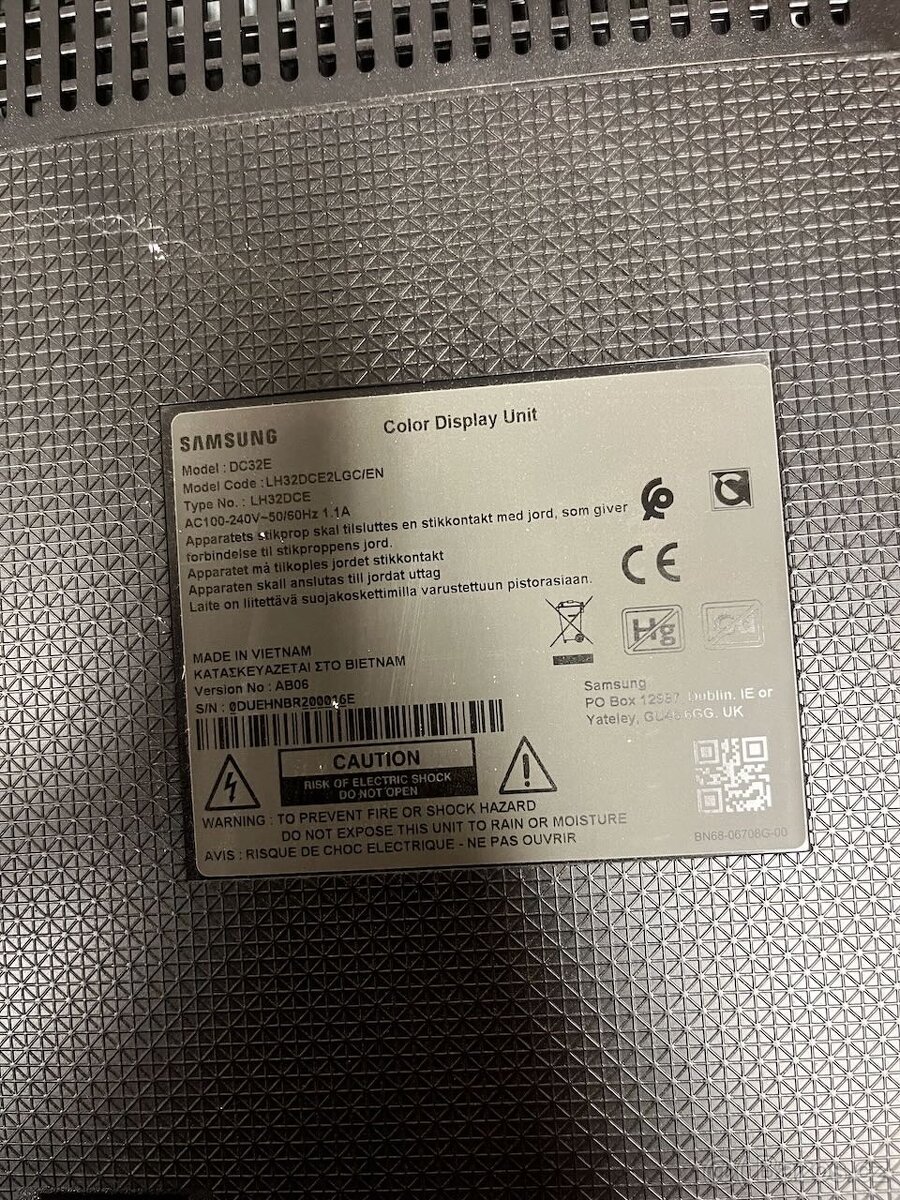 Samsung DC32E LED 32" PVA FHD - 2