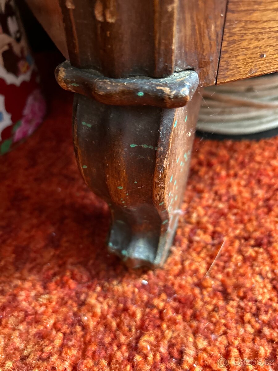 Starožitná komoda - 2