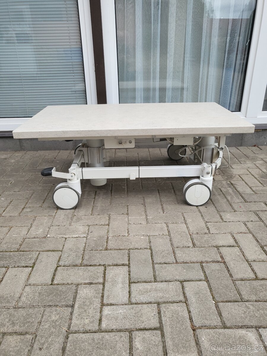 Pracovní stůl - elektrický - 2