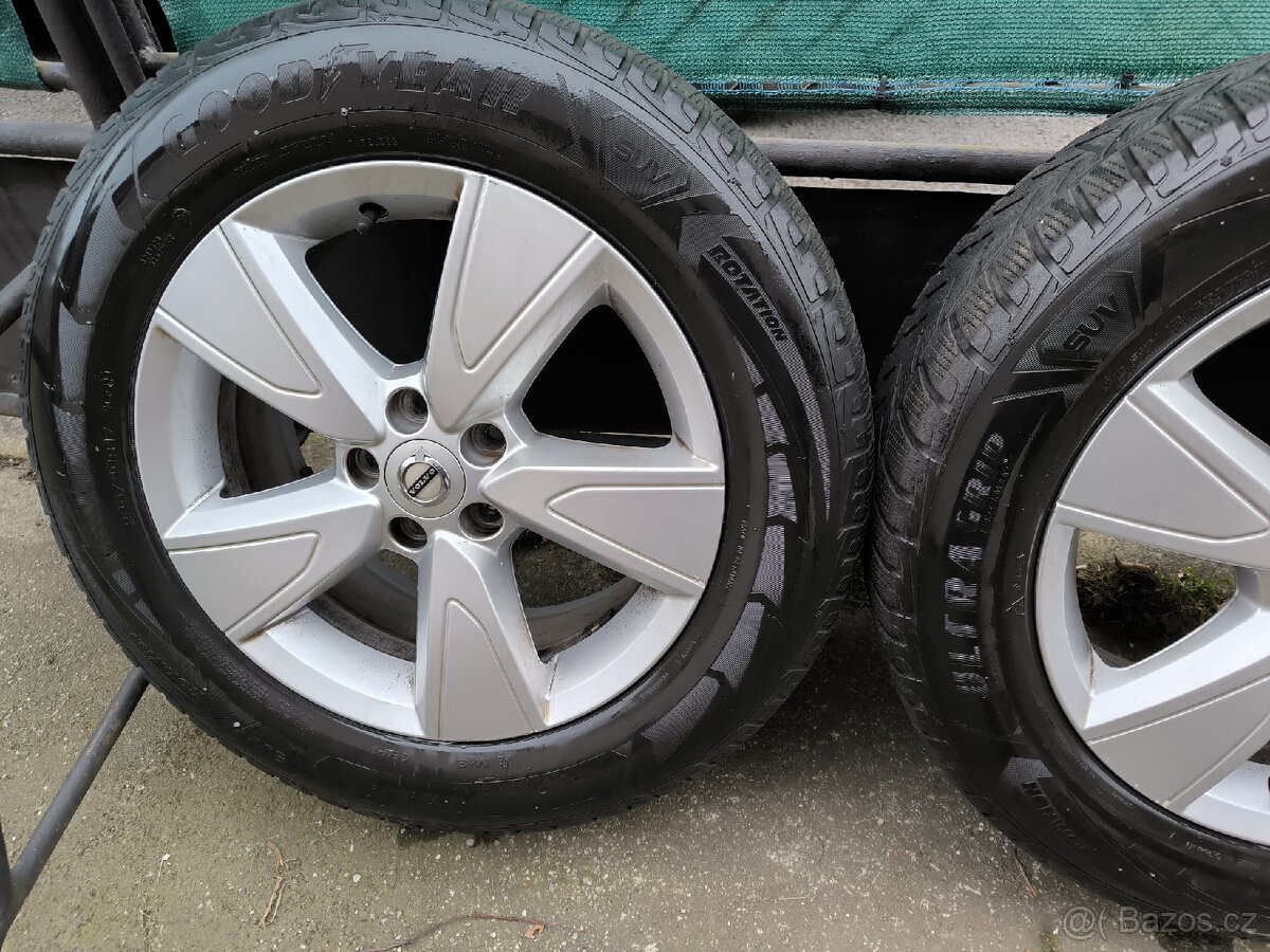 Alu kola Volvo XC40 5x108 r17 Originál,pneu zimní 235/60 - 2