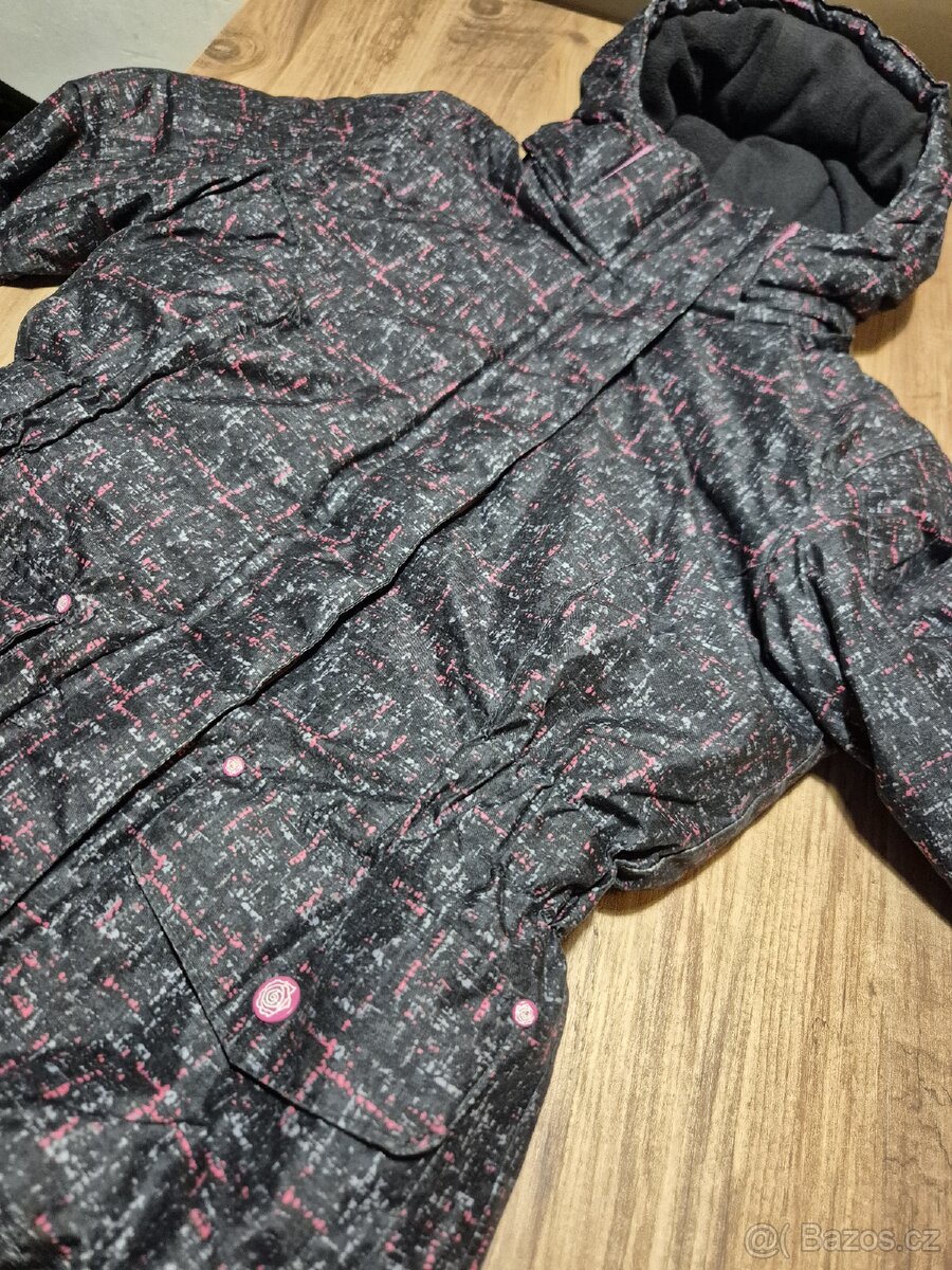 Zimní bunda velikost 164, 3x nákrčník, čepice a rukavice - 2
