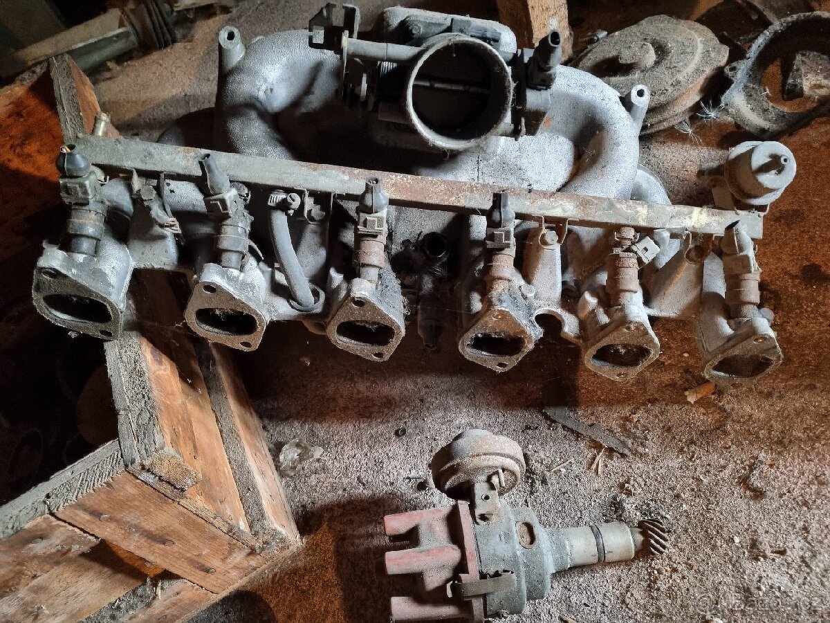 Na BMW 528i - sání, vstriky, škrtící klapka - 2