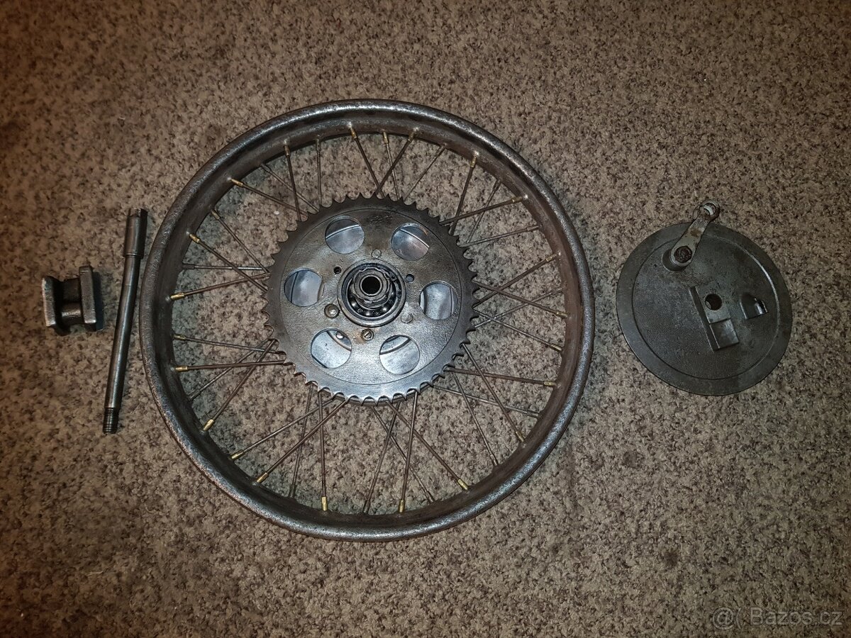 Jawa ČZ 175/356 - Zadní kolo - 2