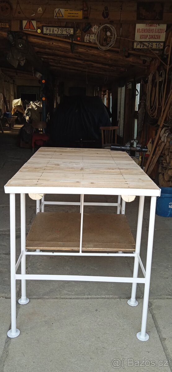 Prodám pracovní stůl - 2