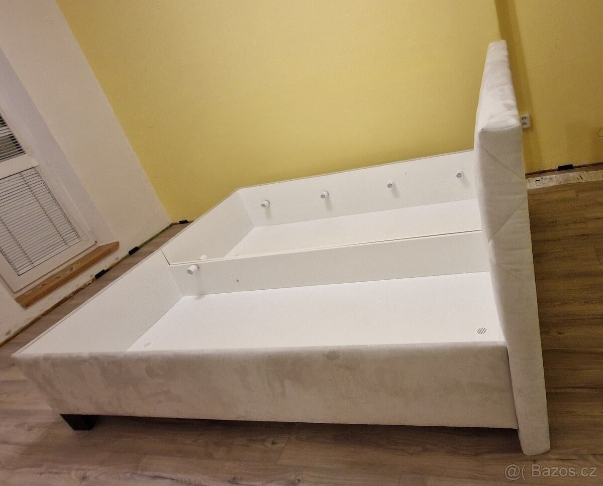 Manželská postel 200x180 - 2