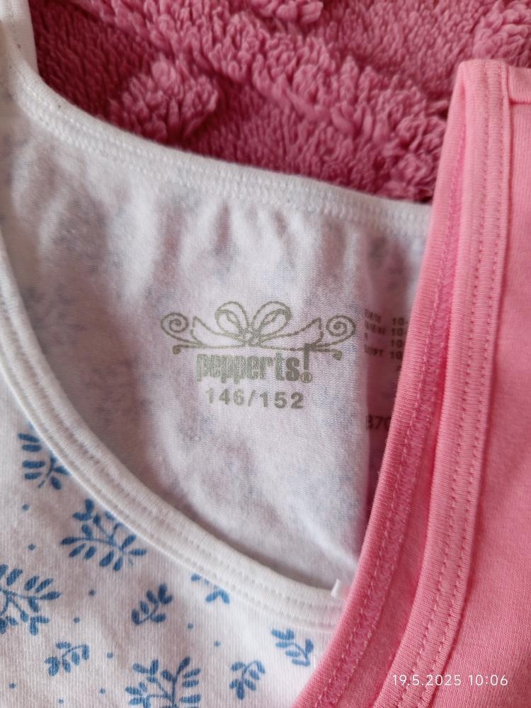 Spodní dívčí košilky vel 146-152 - 2