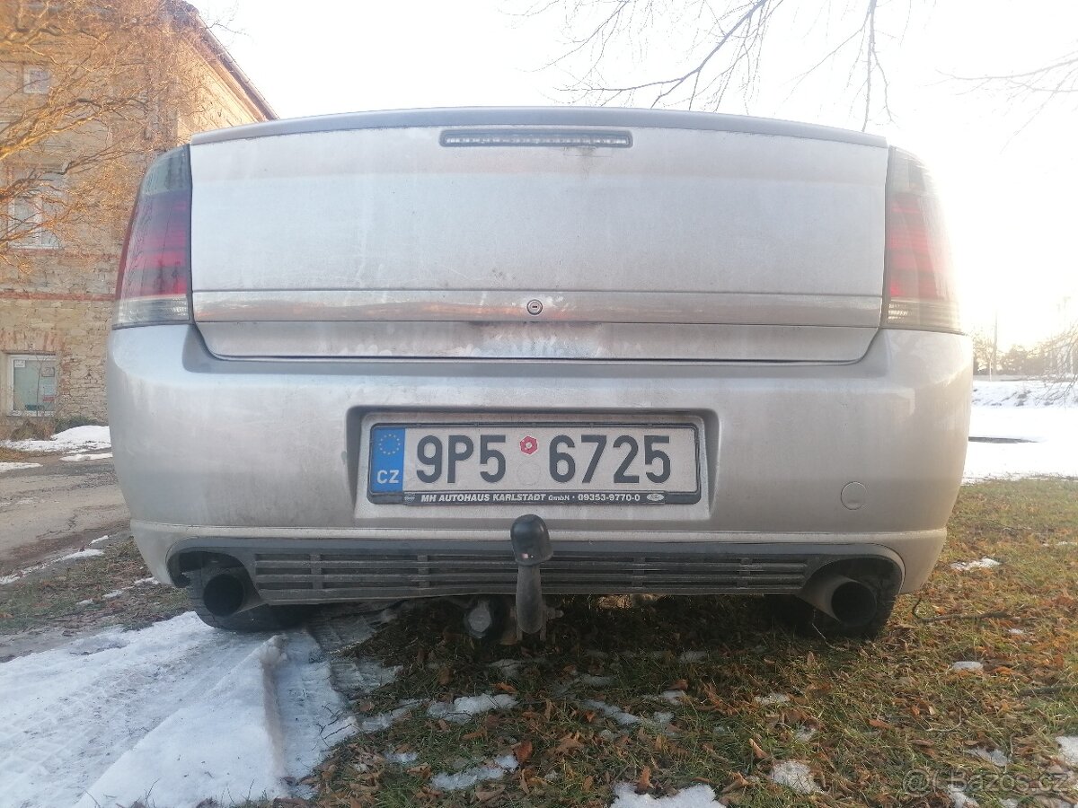 Opel Vectra C 155kw 3,2L V6 GTS, manuál - 2