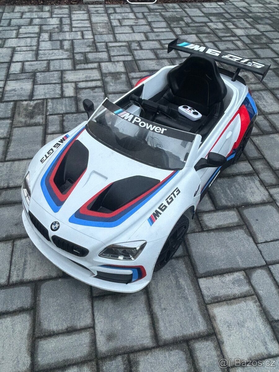 Elektrické BMW M6 GT3 - 2