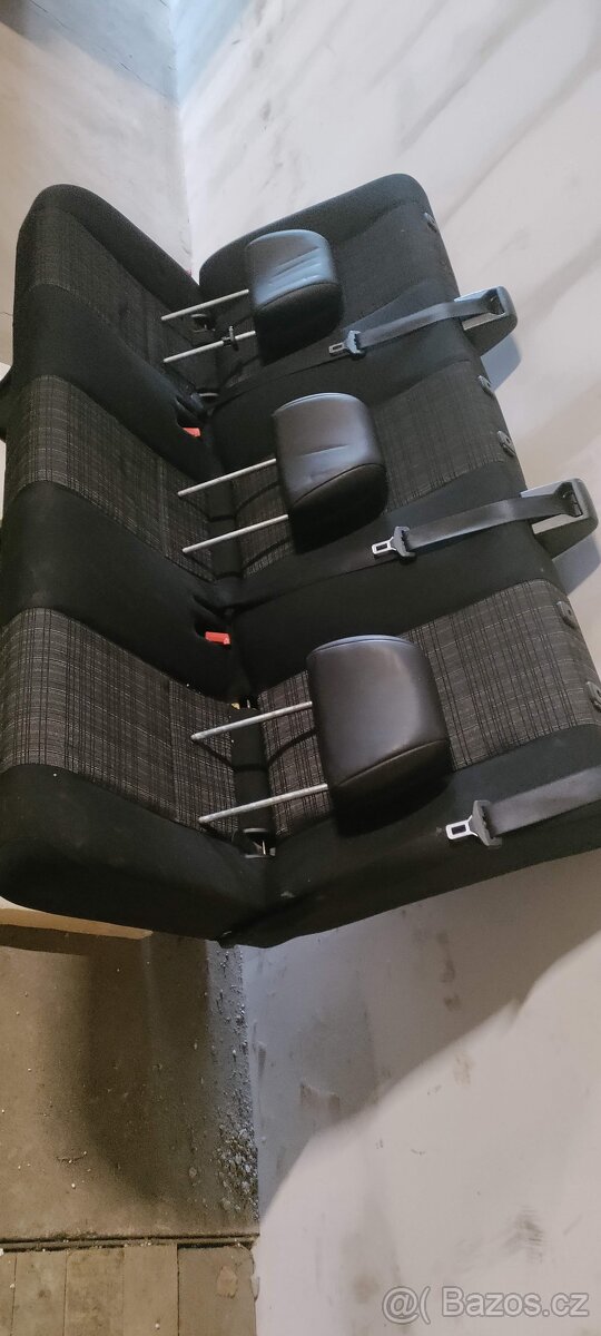 Sadačky -Lavice MB Sprinter r.v.2015 - 2