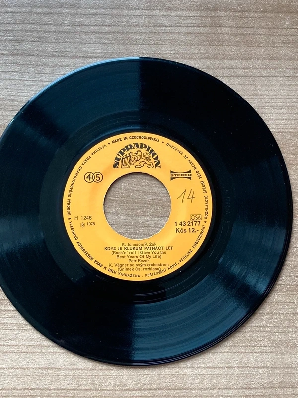 deska Petr Rezek - 2