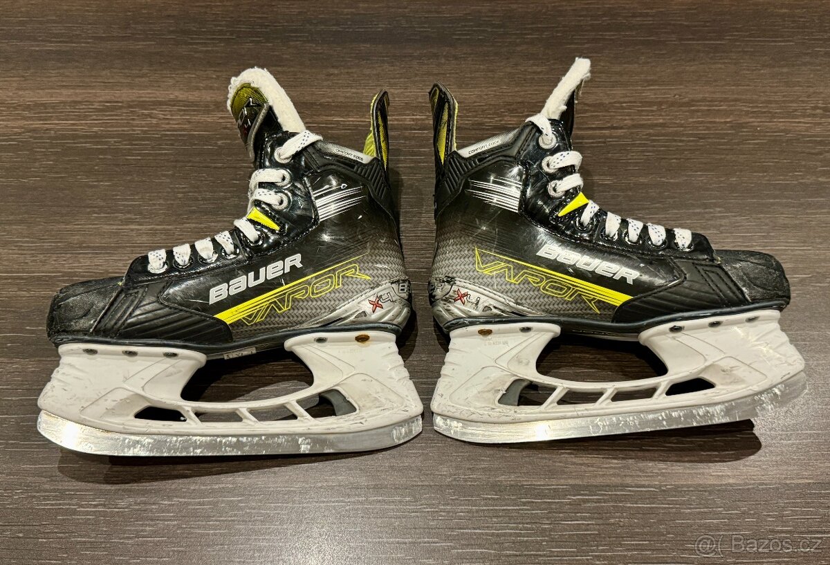 Brusle Bauer Vapor X4 JR v. 2,5 D - 2