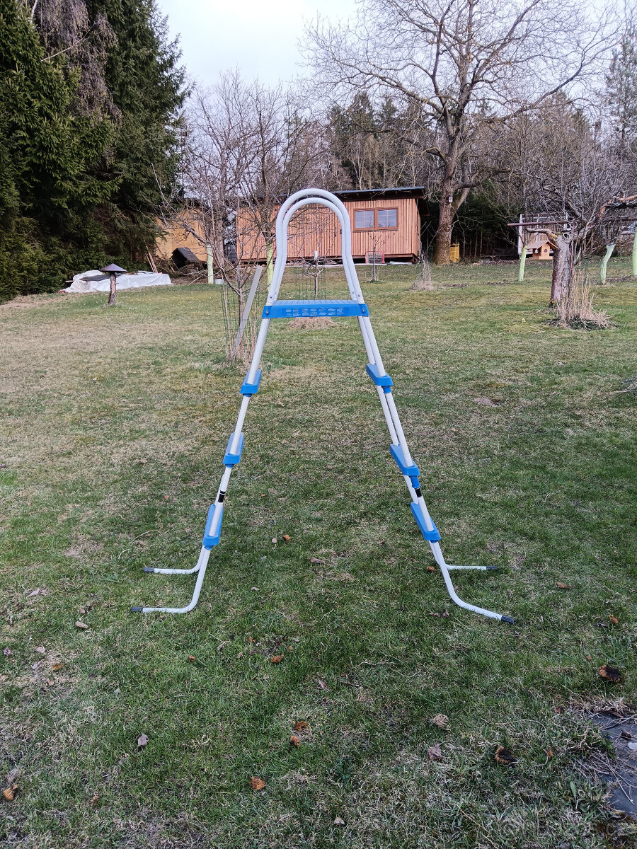 Bazénové schody jako nové - 2