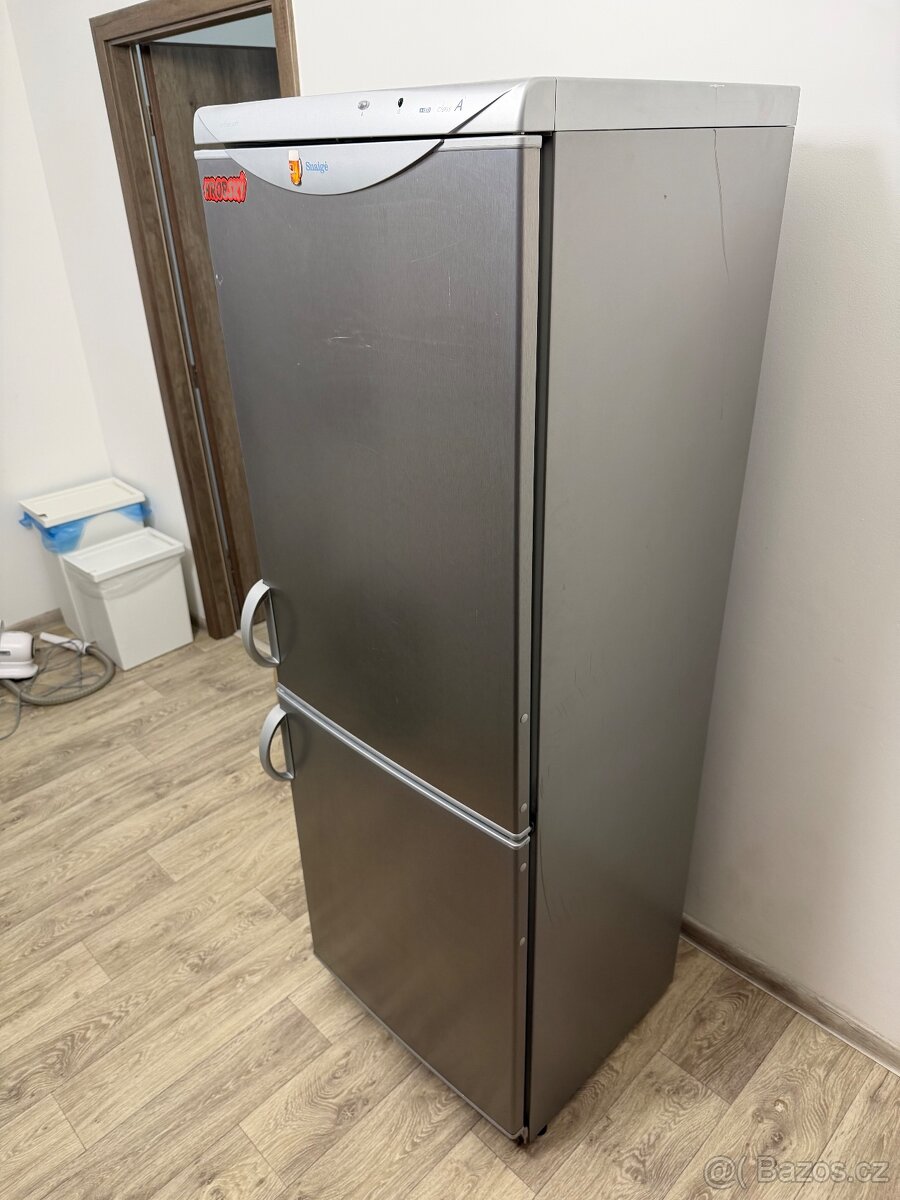 Starší lednice - 2