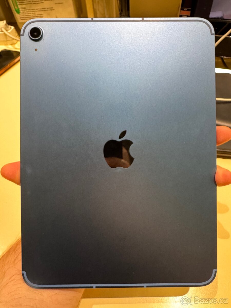 iPad 10. generace (64GB) - Cellular - 2